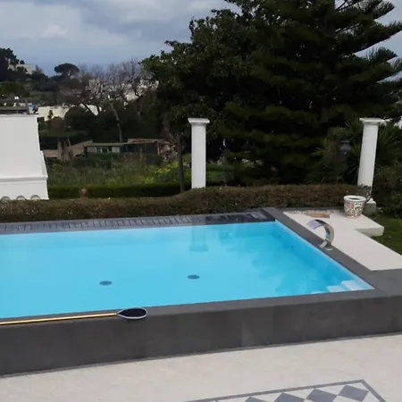 Raffaella Villa Capri