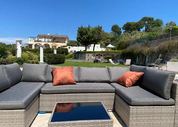 Raffaella Villa Capri